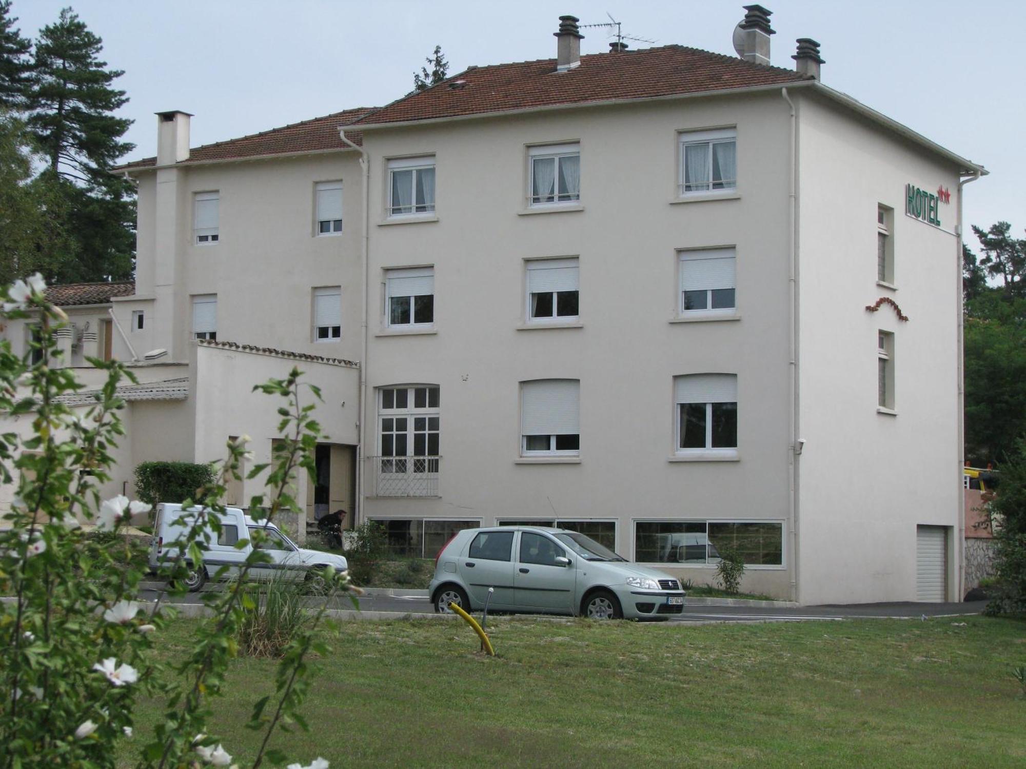 Hotel La Renaissance Ровел Екстериор снимка
